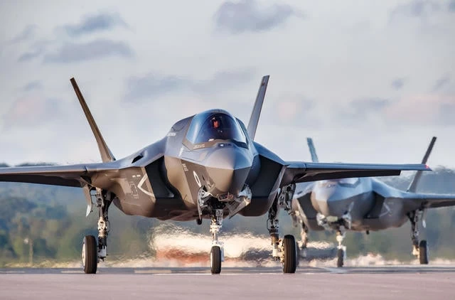 Δείτε πώς κατασκευάζεται ένα μαχητικό F-35!-Βίντεο